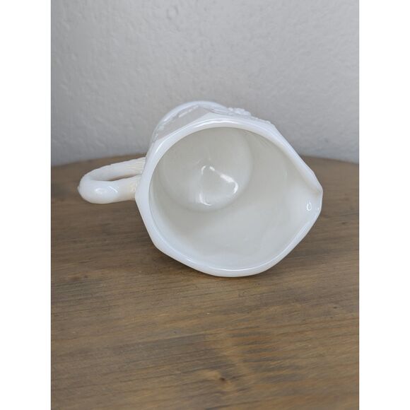 Vintage Set Westmoreland Milk Glass Lidded Sugar Bowl & Creamer Great Condition - Picture 3 of 11